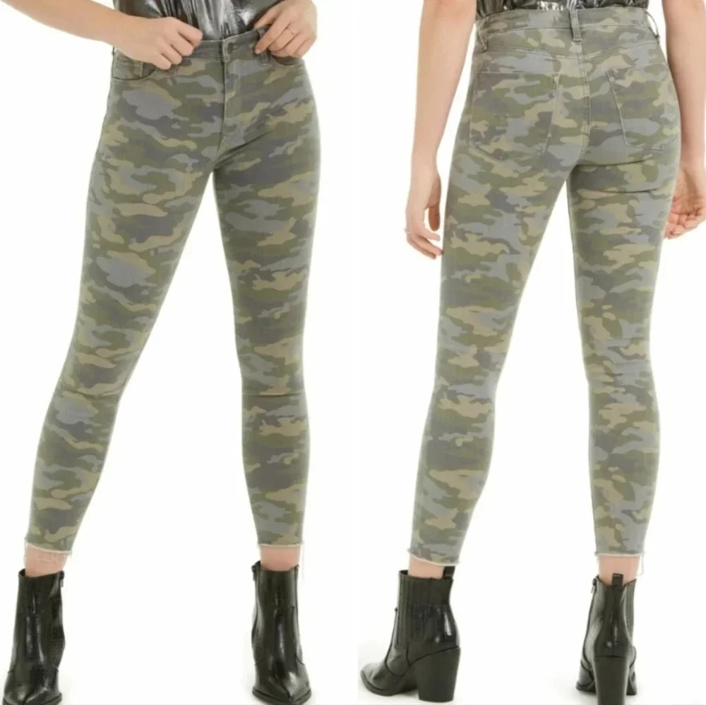 Hudson Barbara Super Skinny High Rise Camo Print Jeans w/Stretch, Raw Hem, EUC!